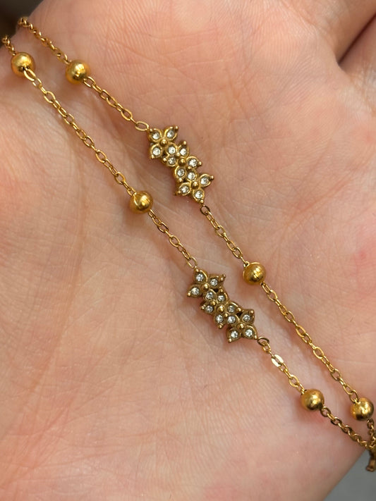 Collier Hedia