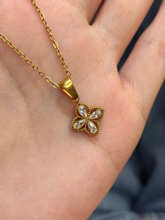 Collier Éline