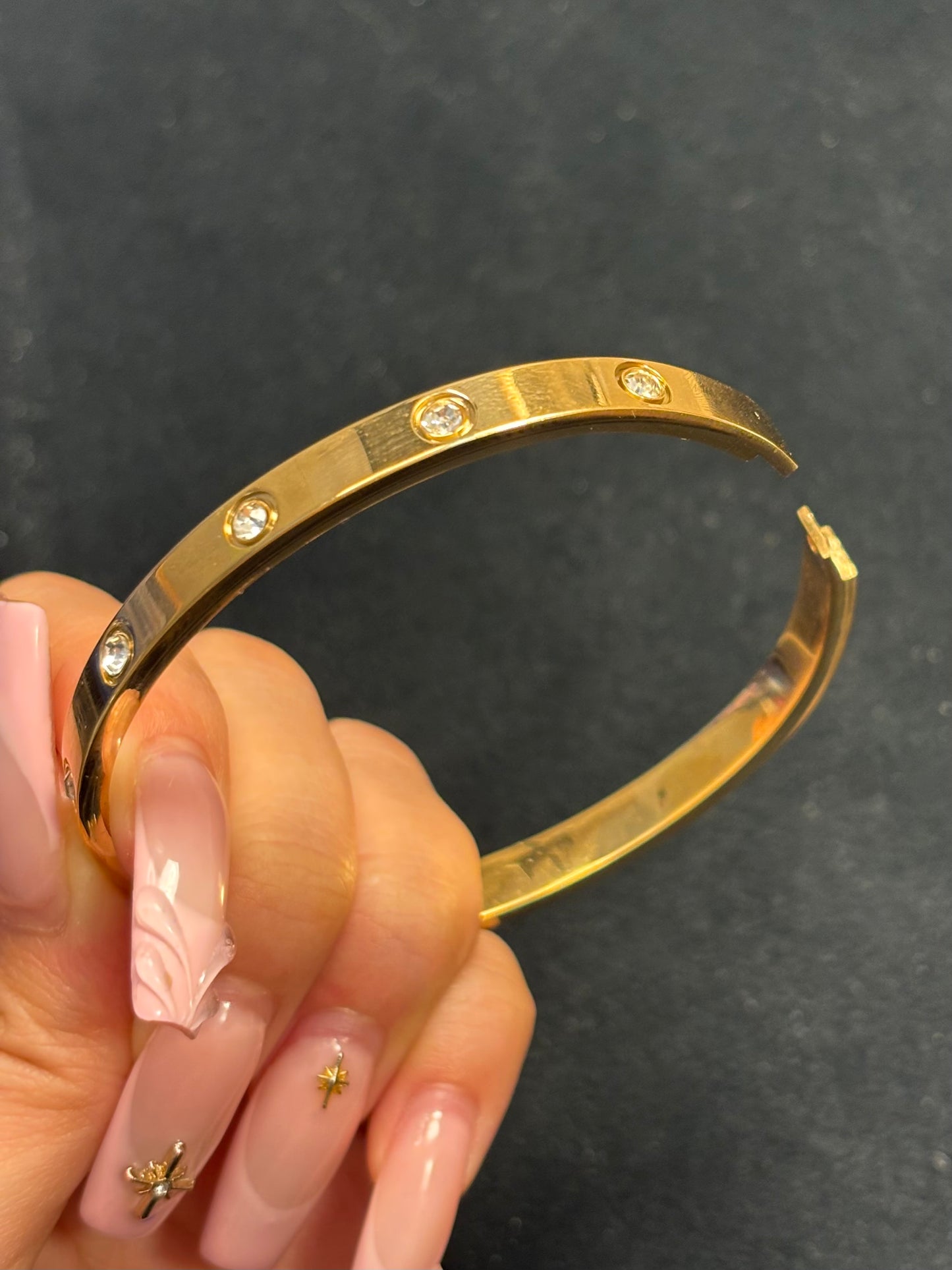 Alicia openable bangle