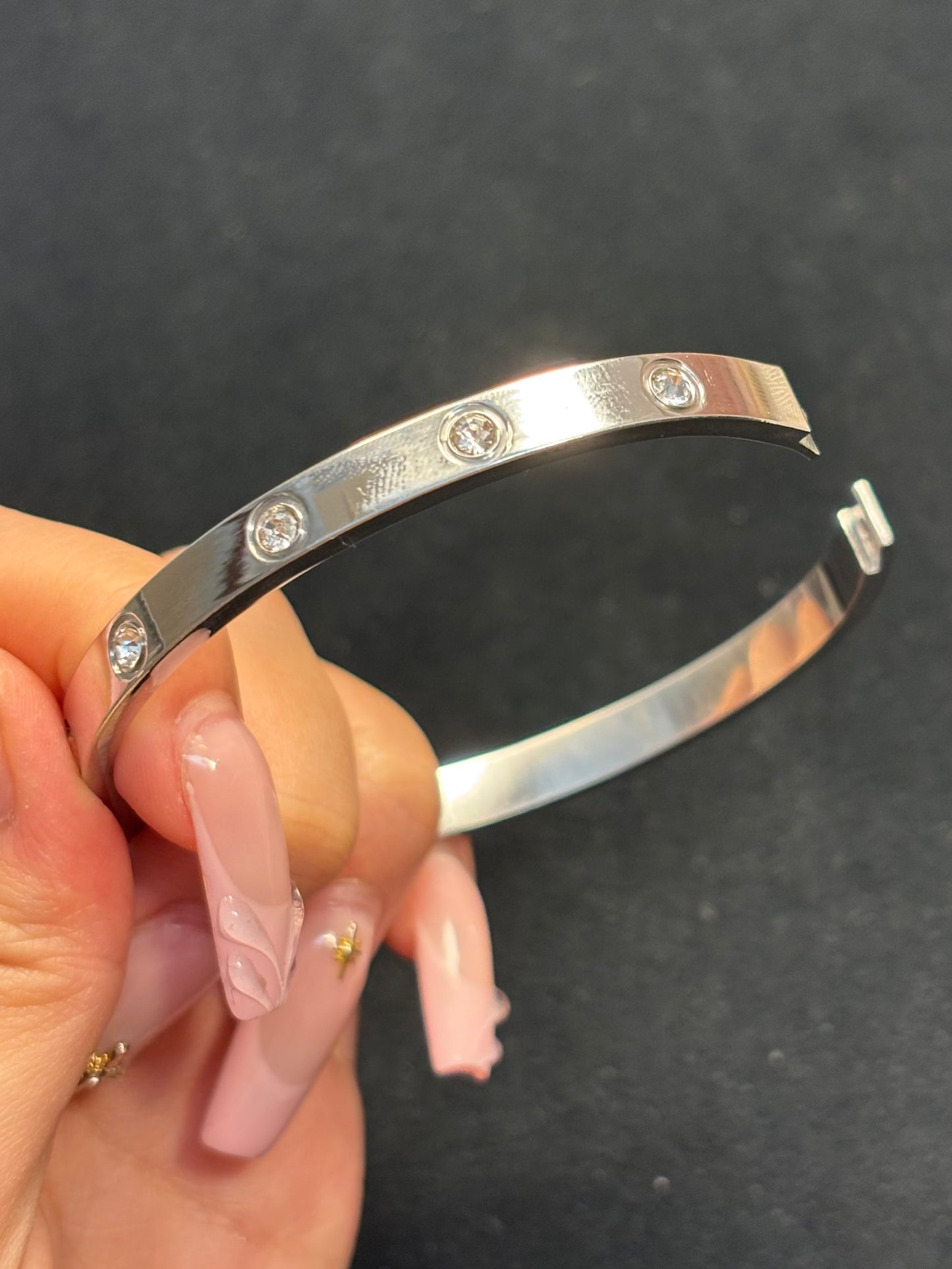 Alicia openable bangle