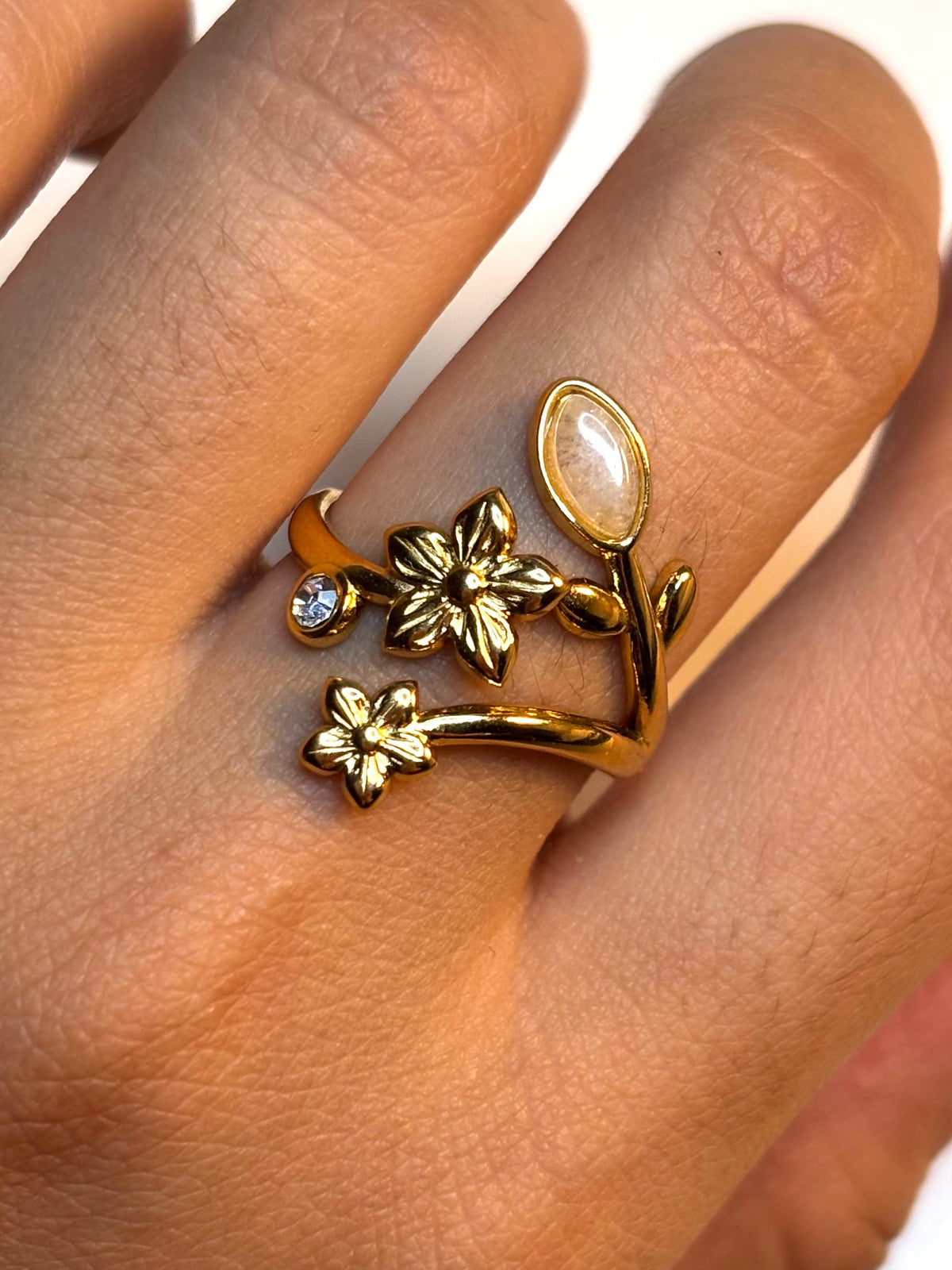 Bague Hua