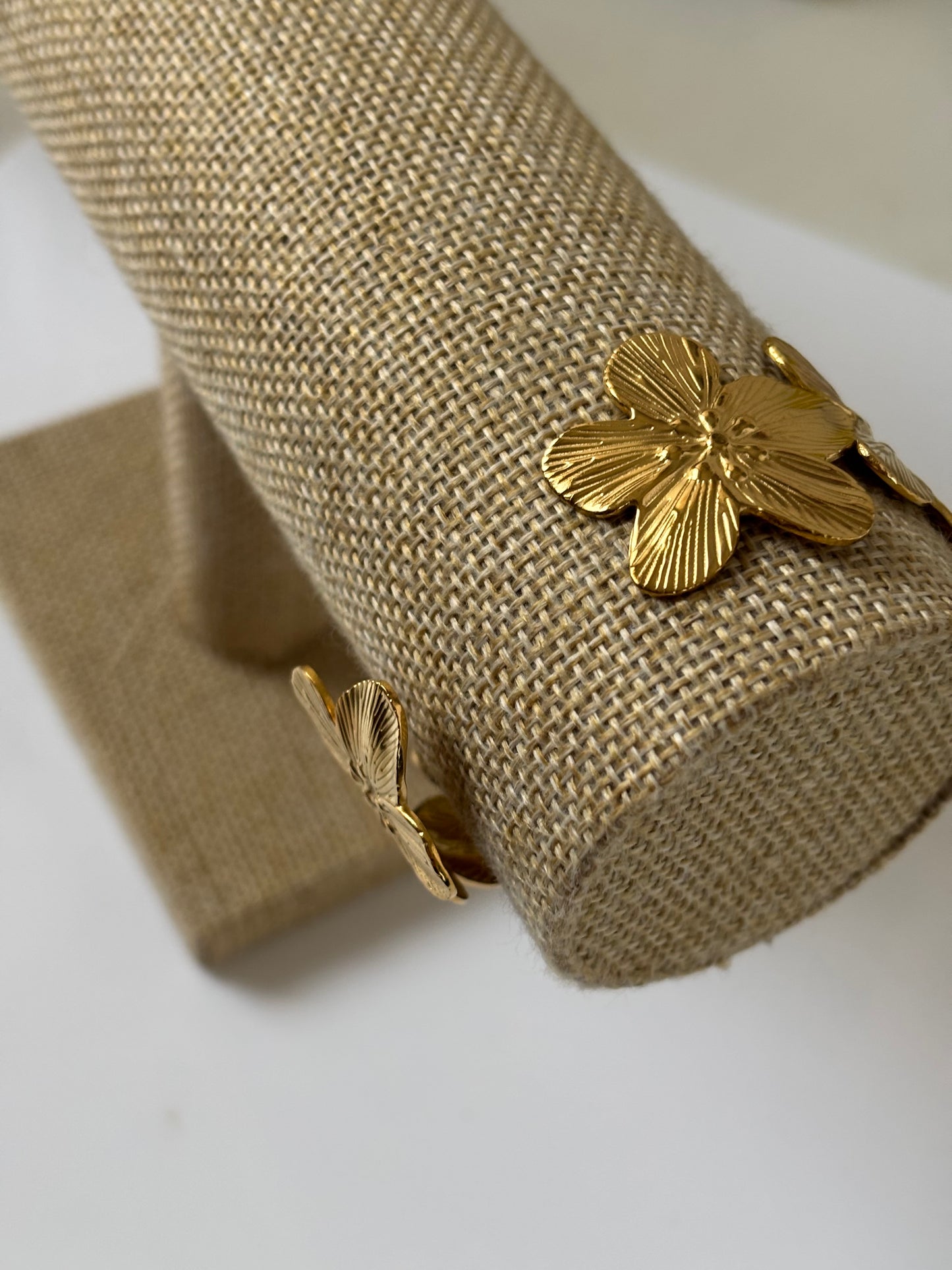 Arianne adjustable bangle
