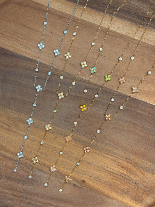 Collier Allana