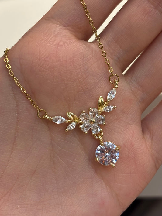 Collier Avar