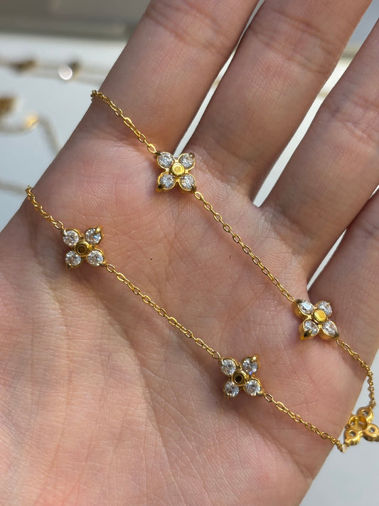 Collier Jenny