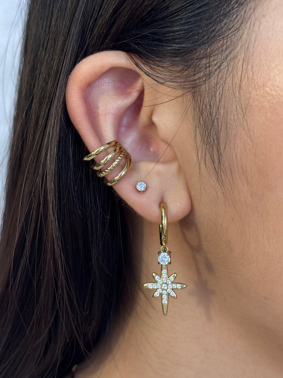 Faux piercing Romilly