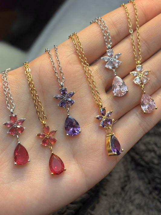 Collier Nevine