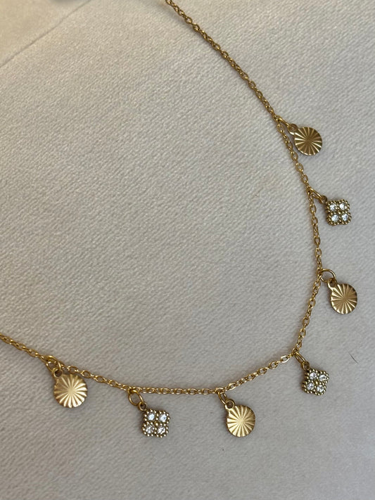 Collier Amanda