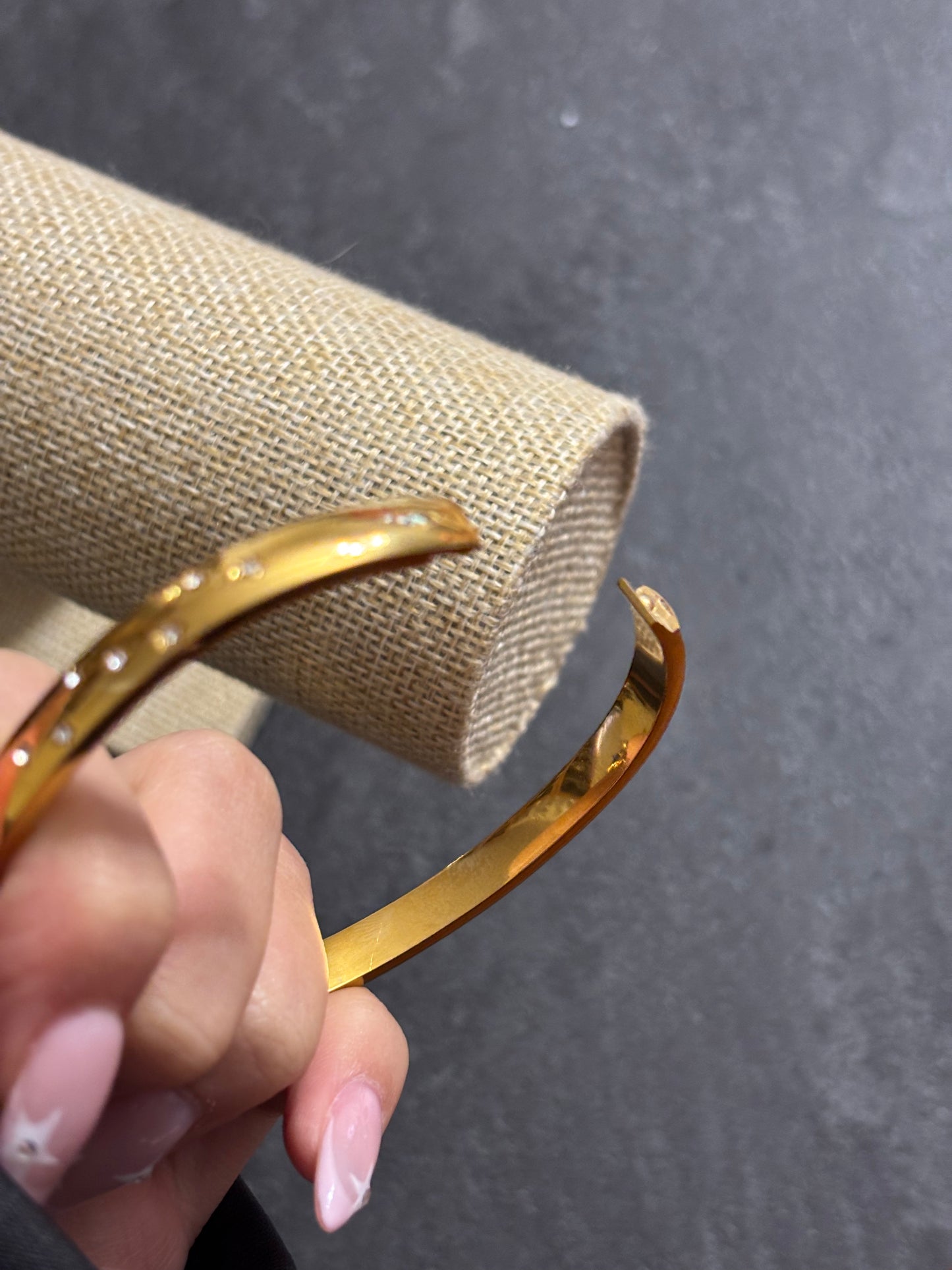 Elena bangle (openable)