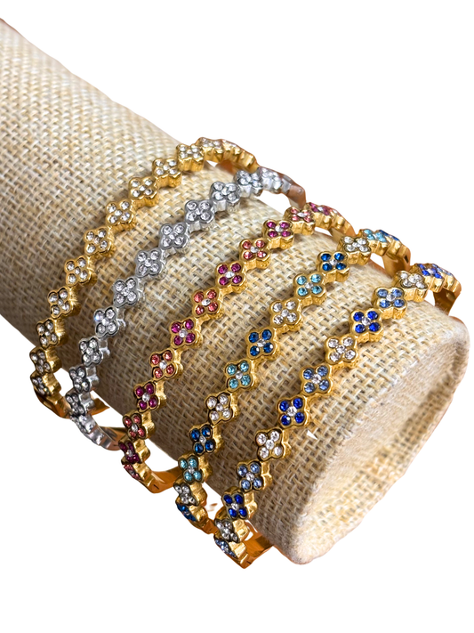 Elsa Armband zum Öffnen